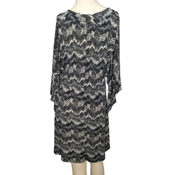 Kokoon Vintage black gray white zig zag print wing sleeve Shift dress size M - Picture 2 of 12